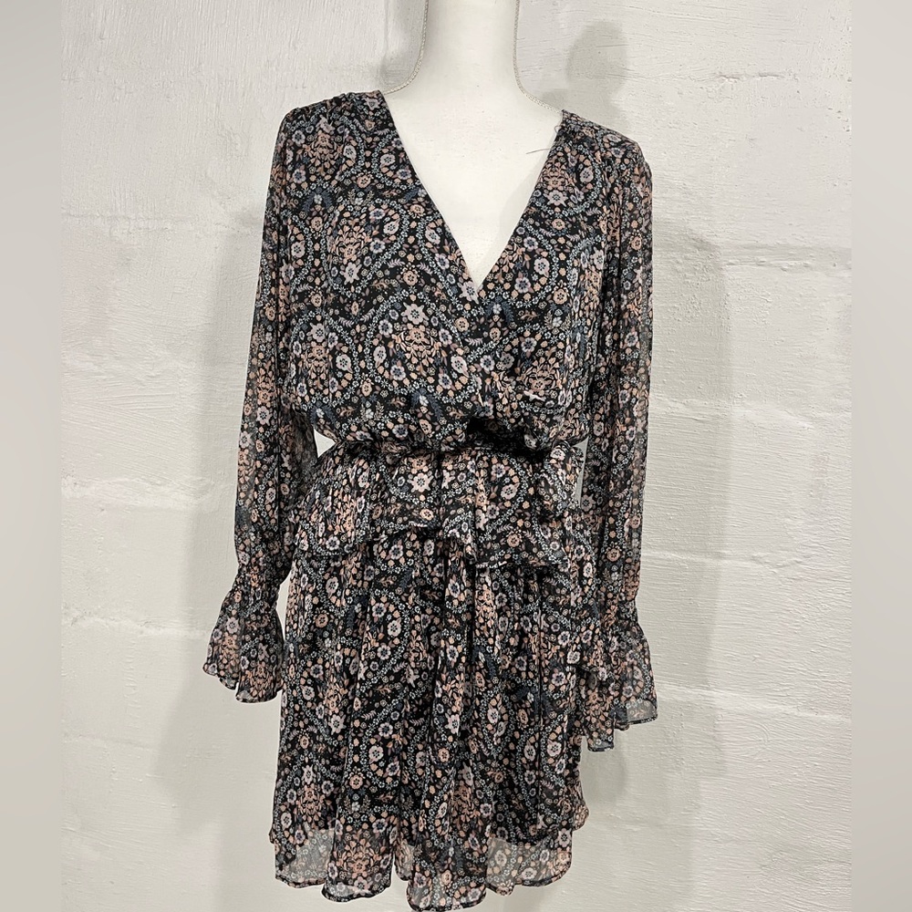 LAUREN CONRAD RUFFLE DRESS NEW WITH TAG - Picture 16 of 16